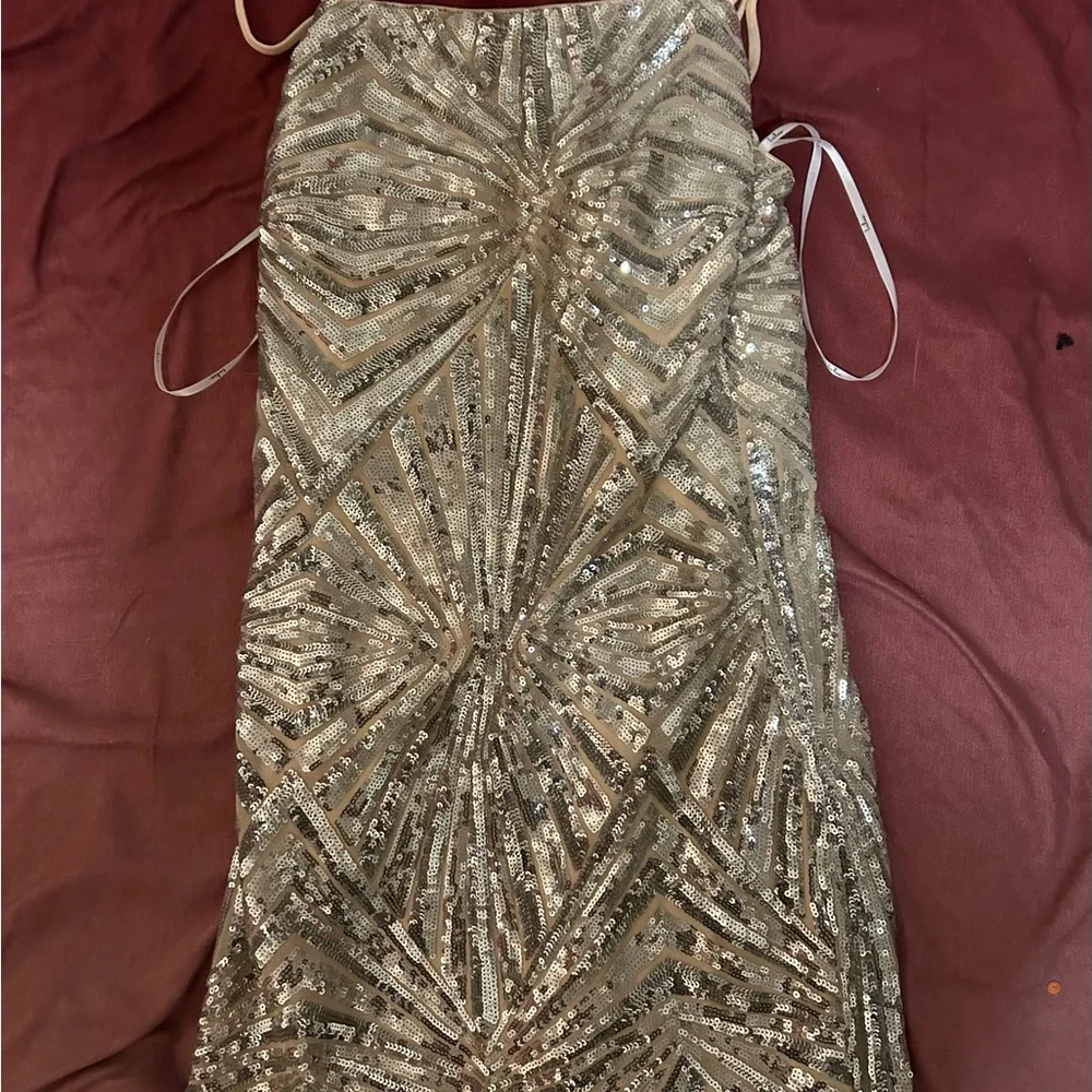Lulu’s goldish-gray dress - Picture 3 of 3